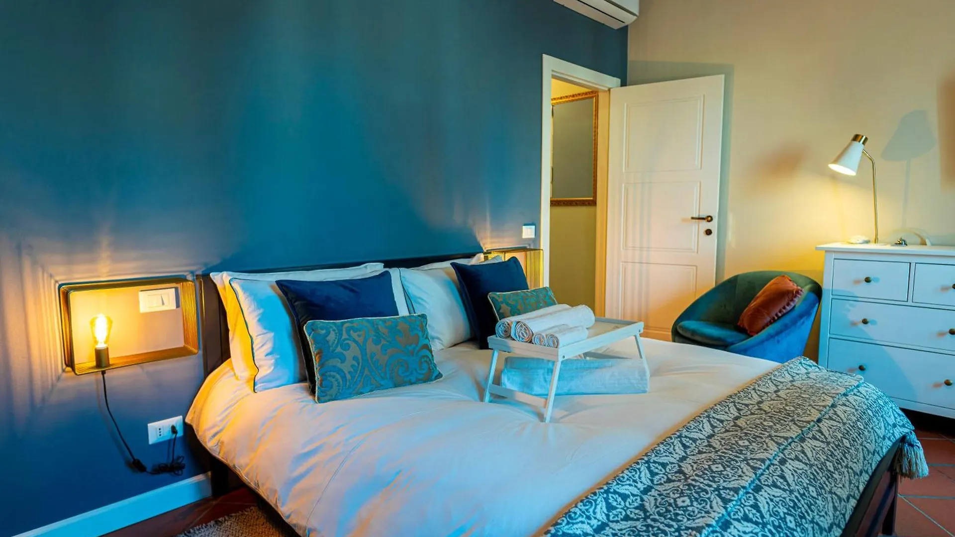 Lamalatestina Suite - Apartment In Front Of The Castle ريميني